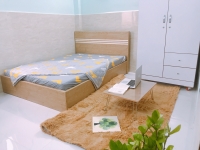 Cho thuê phòng trọ tại CMT8 Tân Bình : đầy đu nội thất, có bảo vệ 24/24, có thang máy ,bãi xe rộng