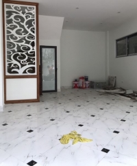 BÁN NHÀ MẶT NGÕ TRƯỜNG CHINH NGÃ TƯ SỞ 41M x 5 TẦNG, THIẾT ĐẸP, CÁCH PHỐ 30M. Lh 0936440118