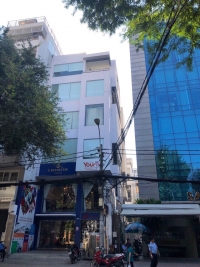 Chính Chủ Ly Hôn Nay Cần Bán nhanh căn hộ dịch vụ cho Tây thuê đường Bạch Đằng, P2, Tân Bình DT 8 x 25m Giá 33 tỷ