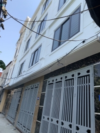 Cần bán gấp căn nhà 40-44m2 *4 tầng tại tổ 7 ĐA SỸ-HĐ,hướng TN với giá 2,2ty lj:0967188467 C DỰ