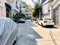 Bán gấp nhà Quận 10 , Mới, giá 4.5 tỷ.