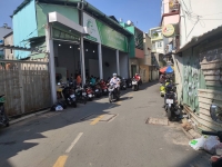 Bán nhà hẻm 27 Phan Đăng Lưu, Bình Thạnh, 50m2(4.3x11), 3 Tầng, Nhà đẹp, Mới giá 5.2 tỷ