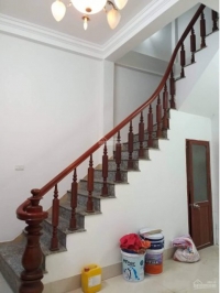 Cần bán nhà phố Văn Cao, Liễu Giai, Ba Đình, 5 tầng, ngõ ôtô chỉ 5 tỷ 6